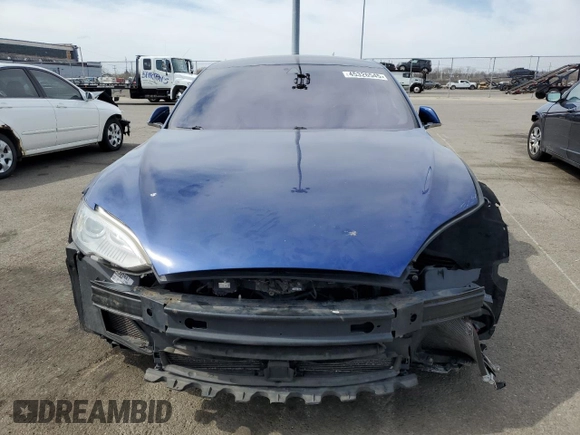 2015 Tesla Model S 85D with VIN 5YJSA1E27FF108017, listed as a Copart auction lot 45326545 with 119,065 mi miles and Salvage Title. Bid and sale history available at carsss.com. Image 5.