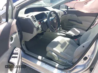 2012 Honda Civic LX z VIN 19XFB2F50CE332101, wystawiony jako IAAI lot #42359452 z przebiegiem 132 170 mil mil oraz . Historia ofert i sprzedaży dostępna na DreamBid. Obrazek 5.