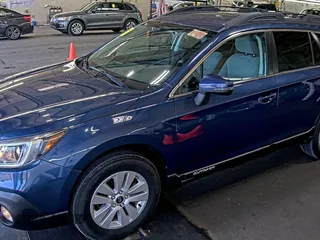2020 Ford Escape SE with VIN 1FMCU9G60LUC47298, listed as a IAAI auction lot 42573178 with 68,095 mi miles and . Bid and sale history available at DreamBid. Image 17.