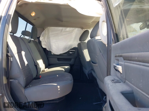 2018 Ram 2500 Big Horn with VIN 3C6UR5DL9JG284645, listed as a IAAI auction lot 41174288 with 66,498 mi miles. Bid and sale history available at carsss.com. Image 8.