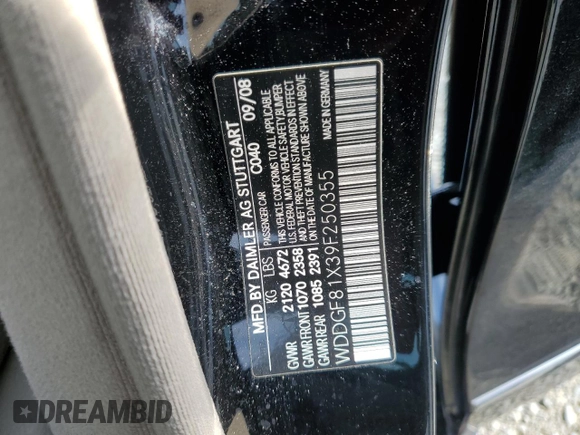 2009 Mercedes-Benz C 300 Sport with VIN WDDGF81X39F250355, listed as a Copart auction lot 59863925 with 137,654 mi miles and Salvage title. Bid and sale history available at DreamBid. Image 12.