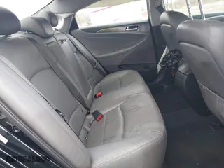 2015 Hyundai Sonata Hybrid Limited with VIN KMHEC4A44FA122722, listed as a IAAI auction lot 41817351 with 144,286 mi miles. Bid and sale history available at carsss.com. Image 8.