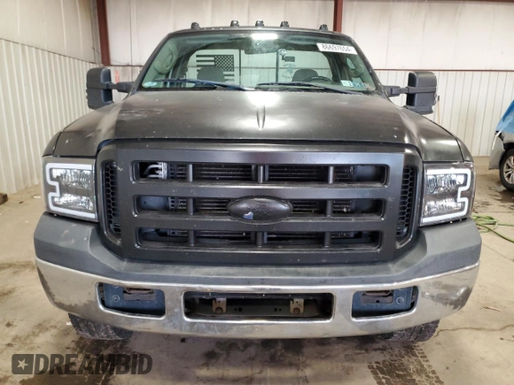 2007 Ford F-250 XL with VIN 1FTNF21587EA67193, listed as a Copart auction lot 86697654 with 196,359 mi miles and Salvage Title. Bid and sale history available at DreamBid. Image 5.