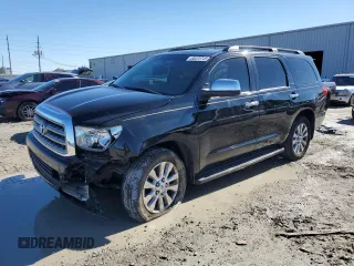 2016 Toyota Sequoia Platinum with VIN 5TDDW5G19GS138672, listed as a Copart auction lot 88475745 with 139,750 mi miles and Salvage Title. Bid and sale history available at carsss.com. Image 1.