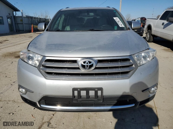 2013 Toyota Highlander with VIN 5TDBK3EH8DS236918, listed as a Copart auction lot 42729275 with 128,184 mi miles and Salvage Title. Bid and sale history available at carsss.com. Image 5.