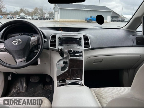 2010 Toyota Venza with VIN 4T3BA3BB4AU010887, listed as a Copart auction lot 54277325 with 300,278 mi miles and Clean Title. Bid and sale history available at DreamBid. Image 9.