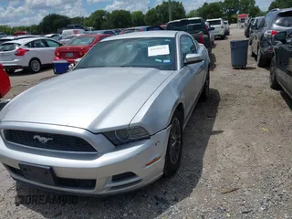 2013 Ford Mustang V6 with VIN 1ZVBP8AM7D5242049, listed as a IAAI auction lot 42629636 with 128,992 mi miles and . Bid and sale history available at DreamBid. Image 18.
