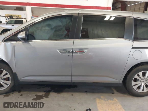 2017 Honda Odyssey EX-L with VIN 5FNRL5H61HB022588, listed as a IAAI auction lot 41716336 with 34,079 mi miles and . Bid and sale history available at DreamBid. Image 14.