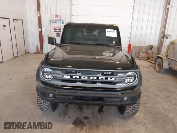 2024 Ford Bronco Big Bend z VIN 1FMDE7BH7RLB55036, wystawiony jako IAAI lot #42404799 z przebiegiem 1 054 mil mil oraz . Historia ofert i sprzedaży dostępna na DreamBid. Obrazek 12.