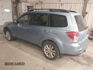 2012 Subaru Forester X Premium with VIN JF2SHADC4CH424090, listed as a IAAI auction lot 42569844 with 195,808 mi miles and . Bid and sale history available at DreamBid. Image 3.
