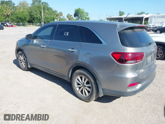 2019 Kia Sorento LX with VIN 5XYPG4A3XKG547848, listed as a IAAI auction lot 42023357 with 189,258 mi miles. Bid and sale history available at carsss.com. Image 3.