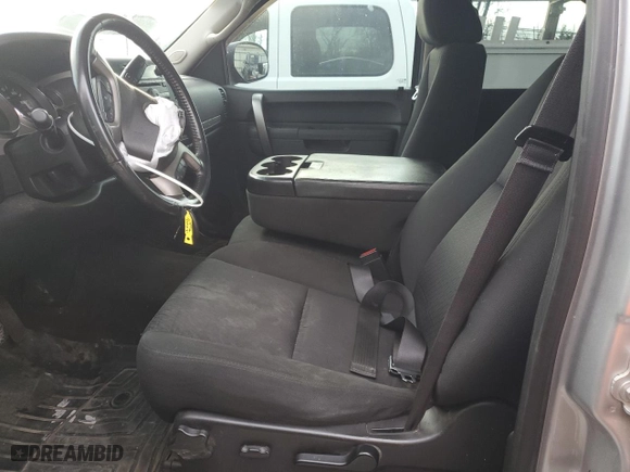 2013 Chevrolet Silverado 1500 LT with VIN 3GCPKSE75DG232945, listed as a Copart auction lot 85900094 with 141,671 mi miles and Salvage Title. Bid and sale history available at carsss.com. Image 7.