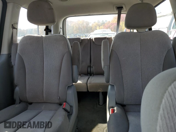 2012 Kia Sedona LX with VIN KNDMG4C74C6434680, listed as a Copart auction lot 75170724 with 135,406 mi miles and Clean Title. Bid and sale history available at carsss.com. Image 10.