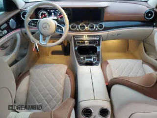 2019 Mercedes-Benz E-Class E 300 with VIN WDDZF4JB1KA512012, listed as a Copart auction lot 46902445 with 59,090 mi miles and Salvage Title. Bid and sale history available at carsss.com. Image 8.