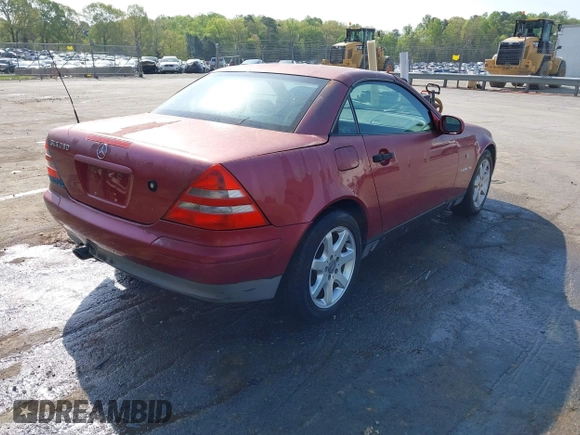 1999 Mercedes-Benz SLK-Class with VIN WDBKK47F0XF088123, listed as a IAAI auction lot 41991751 with 275,370 mi miles. Bid and sale history available at carsss.com. Image 4.