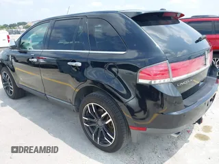 2010 Lincoln MKX with VIN 2LMDJ6JC1ABJ25938, listed as a IAAI auction lot 42074273 with 261,829 mi miles. Bid and sale history available at carsss.com. Image 3.