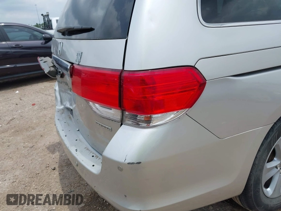 2009 Honda Odyssey Touring z VIN 5FNRL38979B052923, wystawiony jako IAAI lot #42427207 z przebiegiem 201 483 mil mil oraz . Historia ofert i sprzedaży dostępna na DreamBid. Obrazek 20.