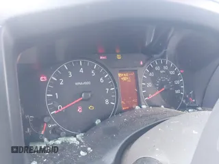 2021 Nissan NV Cargo SV z VIN 1N6BF0LY2MN803410, wystawiony jako IAAI lot #42083652 z przebiegiem 49 841 mil mil oraz . Historia ofert i sprzedaży dostępna na DreamBid. Obrazek 7.
