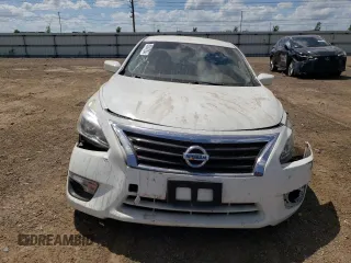 2015 Nissan Altima SV with VIN 1N4AL3AP0FC293355, listed as a Copart auction lot 69756074 with 94,302 mi miles and Salvage Title. Bid and sale history available at DreamBid. Image 5.