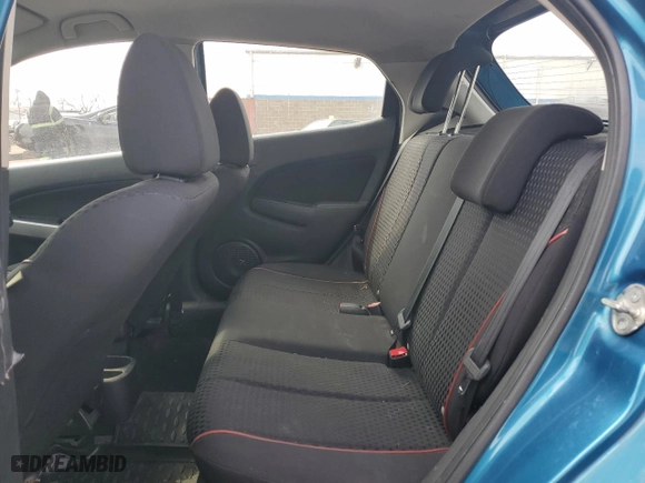 2011 Mazda Mazda2 Touring with VIN JM1DE1HZ8B0110597, listed as a Copart auction lot 47267105 with 206,199 mi miles and Salvage Title. Bid and sale history available at carsss.com. Image 10.