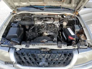 2002 Mitsubishi Montero z VIN JA4MT41R62J021195, wystawiony jako Copart lot #47021115 z przebiegiem 196 795 mil mil oraz Szkoda całkowita • Salvage title. Historia ofert i sprzedaży dostępna na DreamBid. Obrazek 12.