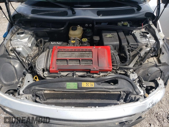 2008 MINI Convertible S с VIN WMWRH33508TU81576, выставлен на аукционе Copart как лот 60684675 с пробегом 145 344 миль миль и Списание • Salvage title. История ставок и продаж доступна на DreamBid. Изображение 11.