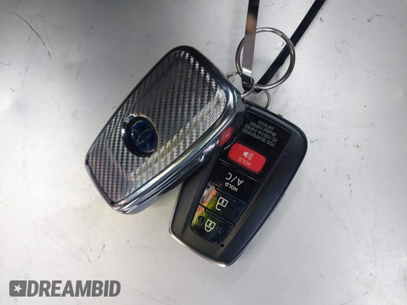 2017 Toyota Prius Plus z VIN JTDKARFP4H3035214, wystawiony jako IAAI lot #41952143 z przebiegiem 166 687 mil mil oraz . Historia ofert i sprzedaży dostępna na DreamBid. Obrazek 11.