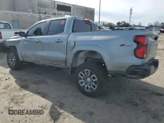2024 Chevrolet Colorado 4WD Z71 with VIN 1GCPTDEK0R1127474, listed as a Copart auction lot 43428075 with 0 mi miles and Salvage Title. Bid and sale history available at carsss.com. Image 2.