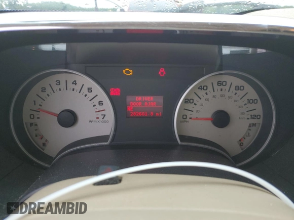 2007 Ford Explorer Eddie Bauer with VIN 1FMEU74E27UA67562, listed as a Copart auction lot 57898915 with 292,601 mi miles and Salvage title. Bid and sale history available at DreamBid. Image 9.