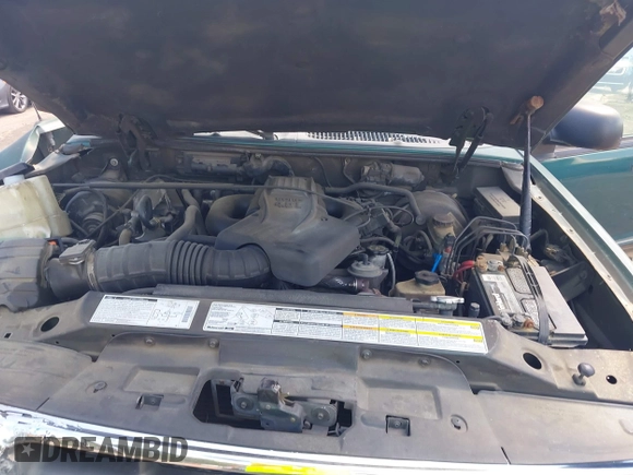 2000 Ford Explorer XLT with VIN 1FMZU63E6YUA99994, listed as a IAAI auction lot 42330041 with 283,382 mi miles and . Bid and sale history available at DreamBid. Image 10.