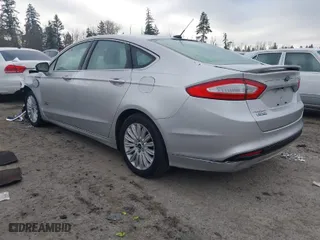 2014 Ford Fusion Energi Titanium with VIN 3FA6P0SU8ER256924, listed as a IAAI auction lot 41460304 with 1 mi miles. Bid and sale history available at carsss.com. Image 3.