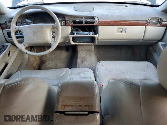 1999 Cadillac DeVille z VIN 1G6KD54Y5XU767438, wystawiony jako Copart lot #86133764 z przebiegiem Nie podano mil oraz Nie do naprawy • Non repairable. Historia ofert i sprzedaży dostępna na DreamBid. Obrazek 8.