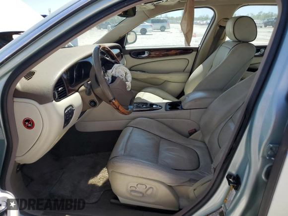 2005 Jaguar XJ Vanden Plas with VIN SAJWA82C45SG47028, listed as a Copart auction lot 49224525 with Not provided miles and Salvage title. Bid and sale history available at DreamBid. Image 7.