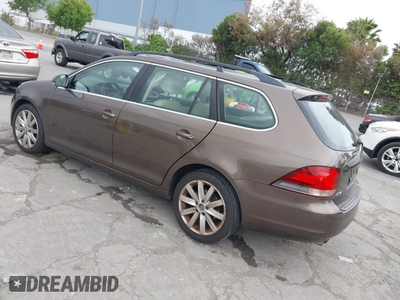 2012 Volkswagen Jetta SportWagen TDI with VIN 3VWPL7AJ1CM602054, listed as a IAAI auction lot 42138739 with 140,202 mi miles. Bid and sale history available at carsss.com. Image 3.