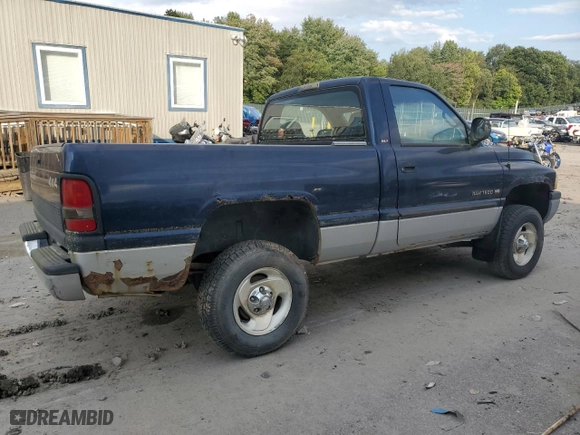 2001 Dodge Ram 1500 with VIN 1B7HF16Y81S774099, listed as a Copart auction lot 70673934 with 0 mi miles and Salvage Title. Bid and sale history available at carsss.com. Image 3.
