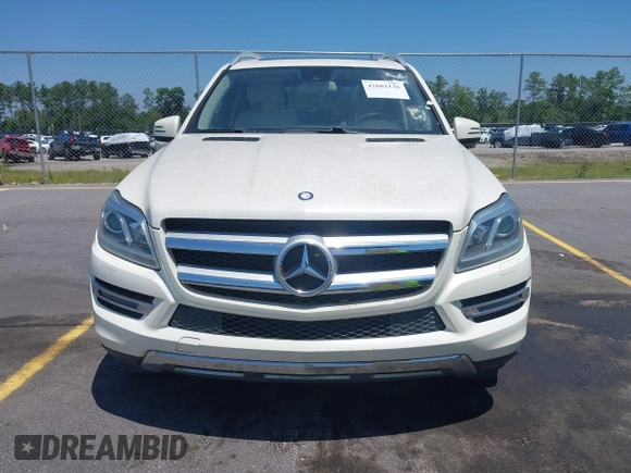 2014 Mercedes-Benz GL 450 with VIN 4JGDF7CE4EA348588, listed as a IAAI auction lot 42601136 with 129,166 mi miles and . Bid and sale history available at DreamBid. Image 13.