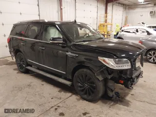 2021 Lincoln Navigator Reserve with VIN 5LMJJ2LT3MEL11572, listed as a IAAI auction lot 41615607 with 94,792 mi miles. Bid and sale history available at carsss.com. Image 1.