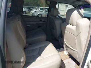 2003 Chevrolet Suburban LS with VIN 3GNEC16Z23G115327, listed as a IAAI auction lot 41912608 with 258,190 mi miles. Bid and sale history available at carsss.com. Image 8.