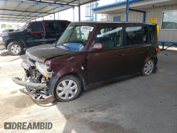 2006 Scion xB z VIN JTLKT324864125173, wystawiony jako Copart lot #56886225 z przebiegiem 153 008 mil mil oraz Szkoda całkowita • Salvage title. Historia ofert i sprzedaży dostępna na DreamBid. Obrazek 1.