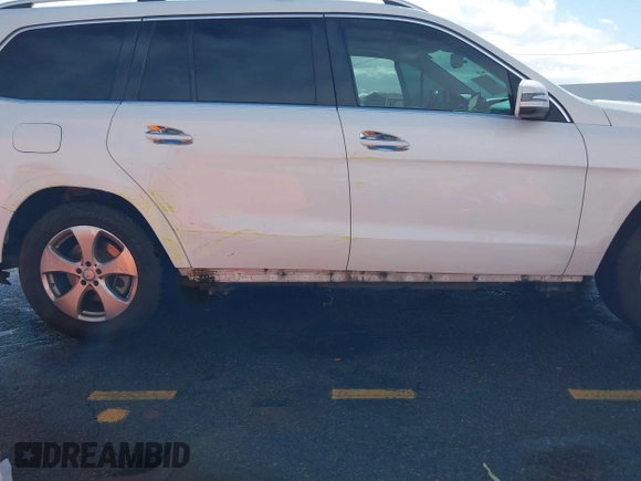 2017 Mercedes-Benz GLS 450 z VIN 4JGDF6EE7HA747250, wystawiony jako IAAI lot #41777687 z przebiegiem 121 103 mil mil oraz . Historia ofert i sprzedaży dostępna na DreamBid. Obrazek 6.