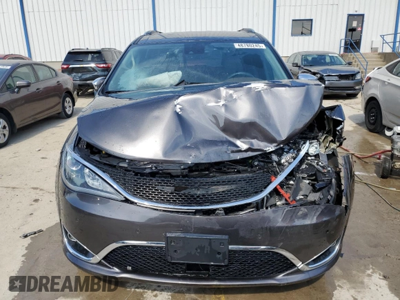 2017 Chrysler Pacifica Limited with VIN 2C4RC1GG5HR533731, listed as a Copart auction lot 48780245 with Not Provided miles and Non Repairable. Bid and sale history available at DreamBid. Image 5.