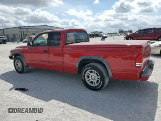 2002 Dodge Dakota with VIN 1B7GL12X92S660762, listed as a Copart auction lot 45608315 with 178,201 mi miles and Non Repairable. Bid and sale history available at carsss.com. Image 2.