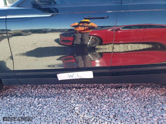 2019 Land Rover Range Rover Velar S with VIN SALYB2EX7KA235015, listed as a Copart auction lot 86474494 with 135,040 mi miles and Salvage Title. Bid and sale history available at carsss.com. Image 13.
