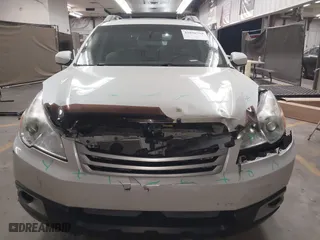 2010 Subaru Outback Prem All-Weathr/Pwr Moon with VIN 4S4BRBGC9A3350863, listed as a IAAI auction lot 41856758 with 101,457 mi miles. Bid and sale history available at carsss.com. Image 13.