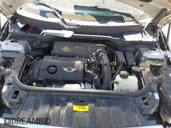 2014 MINI Countryman S with VIN WMWZC5C54EWP40882, listed as a IAAI auction lot 42633141 with 176,641 mi miles and . Bid and sale history available at DreamBid. Image 10.