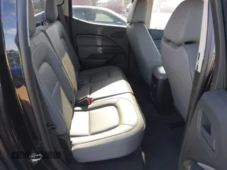 2020 Chevrolet Colorado 4WD Work Truck z VIN 1GCGTBENXL1212795, wystawiony jako IAAI lot #42249330 z przebiegiem 46 900 mil mil oraz . Historia ofert i sprzedaży dostępna na DreamBid. Obrazek 8.