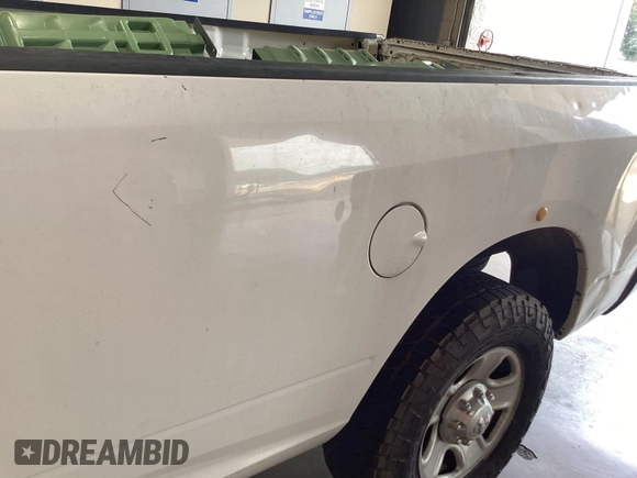 2018 Ram 2500 Tradesman с VIN 3C6UR4HJ8JG274627, выставлен на аукционе IAAI как лот 42575840 с пробегом 152 686 миль миль и . История ставок и продаж доступна на DreamBid. Изображение 19.