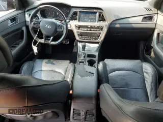 2015 Hyundai Sonata Sport z VIN 5NPE34AB3FH247769, wystawiony jako Copart lot #58968325 z przebiegiem 140 720 mil mil oraz Czysty tytuł • Clean title. Historia ofert i sprzedaży dostępna na DreamBid. Obrazek 8.