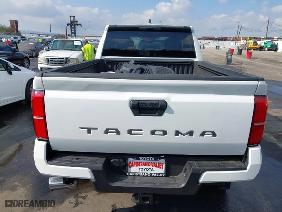 2024 Toyota Tacoma 2WD SR5 with VIN 3TMKB5FN8RM014659, listed as a IAAI auction lot 41399631 with 5,186 mi miles. Bid and sale history available at carsss.com. Image 16.