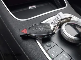 2014 Mercedes-Benz S 550 z VIN WDDUG8CB1EA013470, wystawiony jako IAAI lot #42323724 z przebiegiem 84 939 mil mil oraz . Historia ofert i sprzedaży dostępna na DreamBid. Obrazek 11.